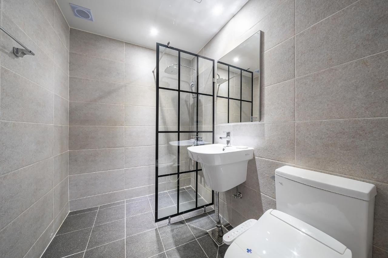 The Nox Hotel Suwon Bagian luar foto