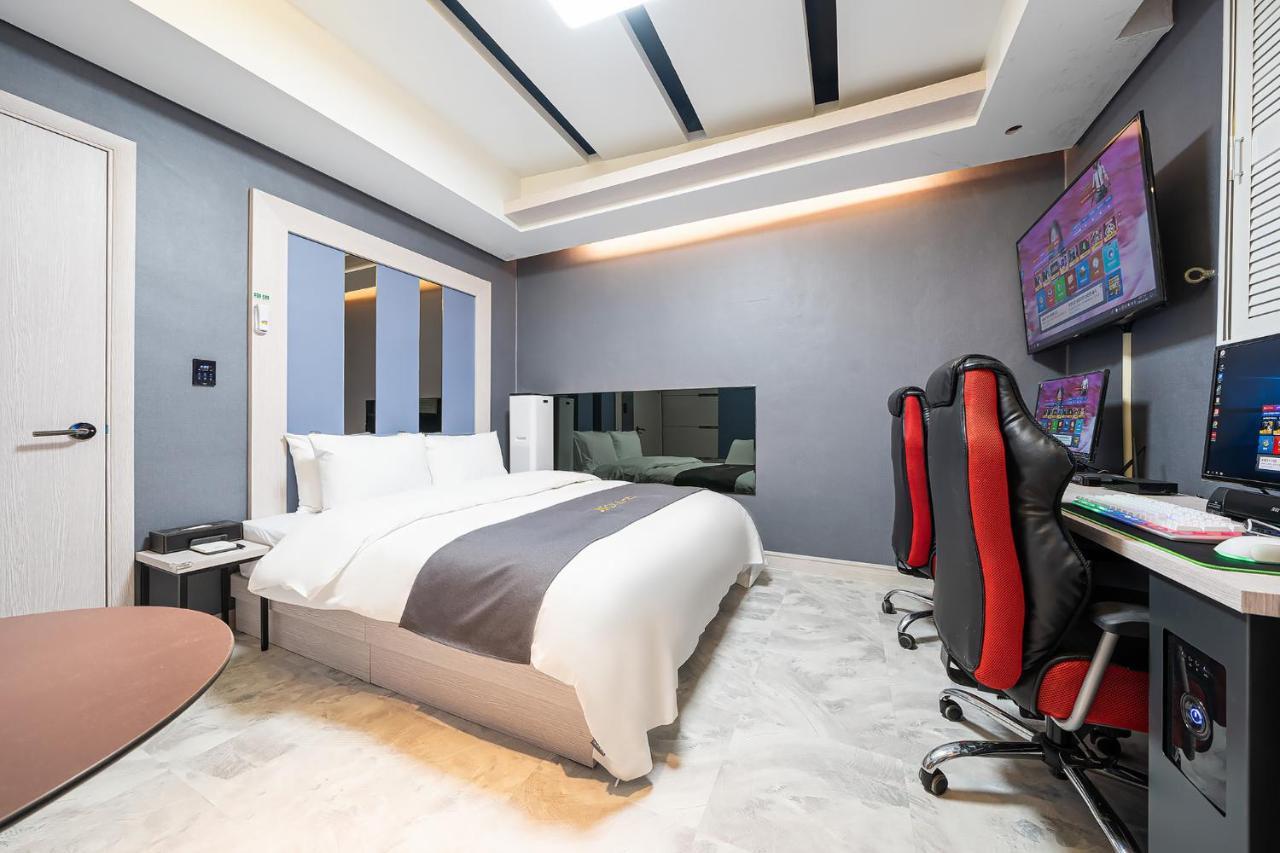 The Nox Hotel Suwon Bagian luar foto