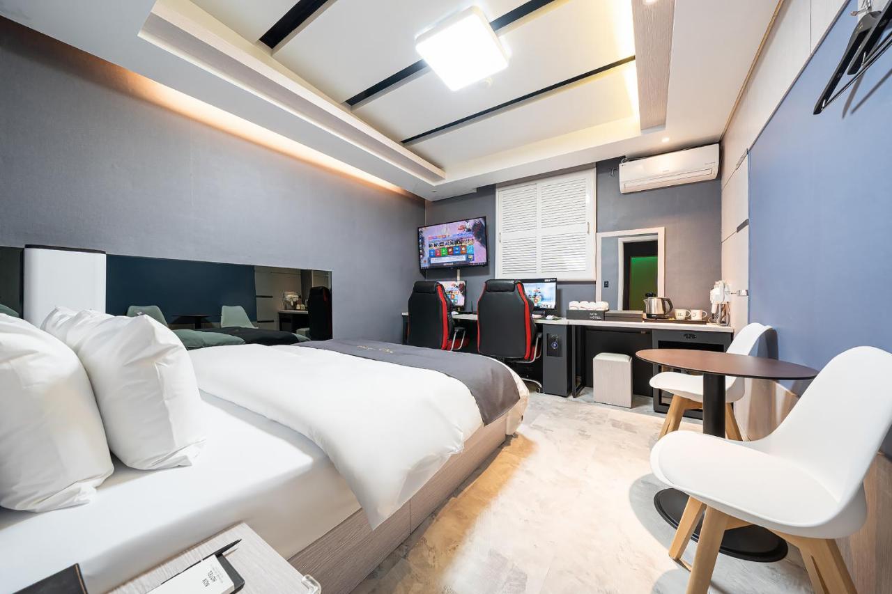 The Nox Hotel Suwon Bagian luar foto